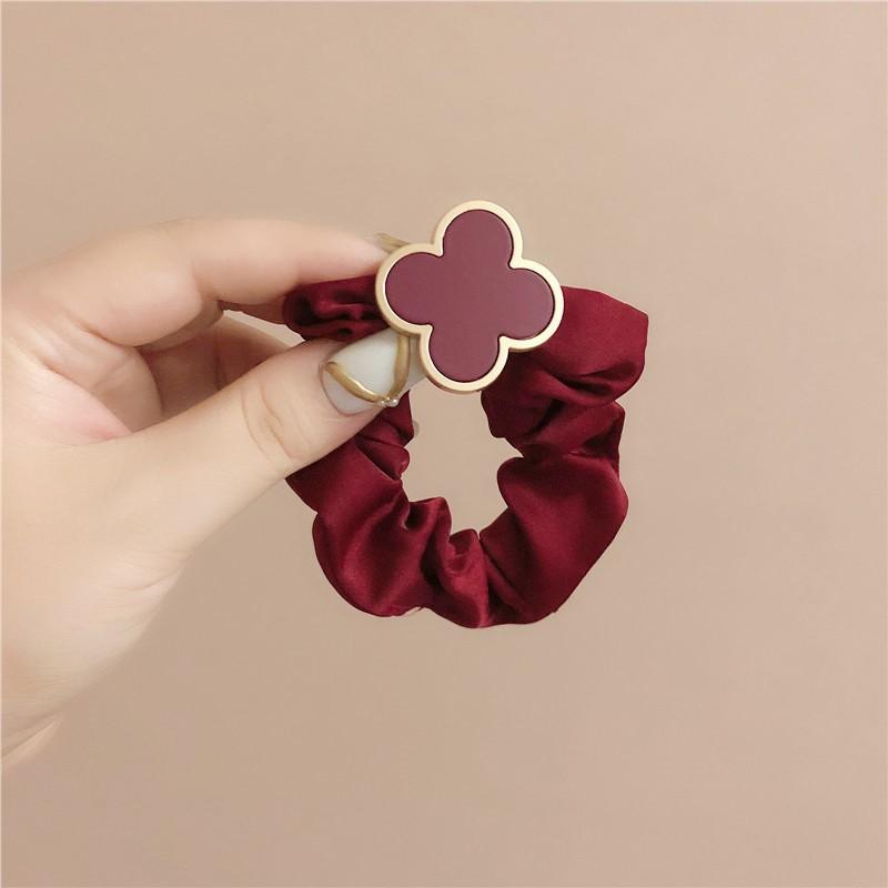 Hair ring French retro satin large intestine ring adult temperament hair accessories simple Joker Pearl balls hair rope.