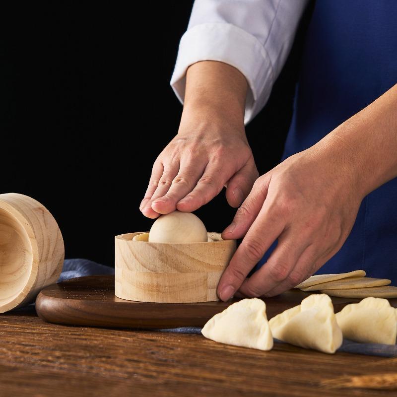 Handmade Circular Dumpling Rolling Machine, Home-use, Water-based Dough Sheet, Wooden Dough Pressing Mold