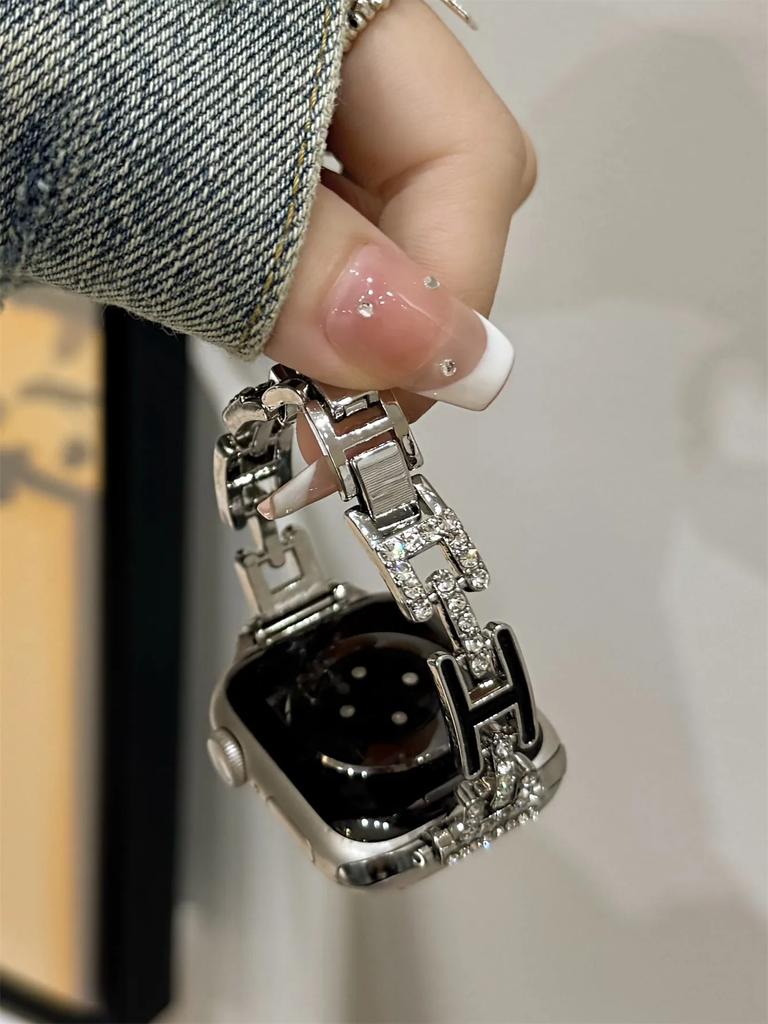 Fashion Metal bracelet For Apple Watch band link women Series 11/8/7/6/10/9 40mm 41mm 38mm 42mm 44mm 45mm 46mm Strap