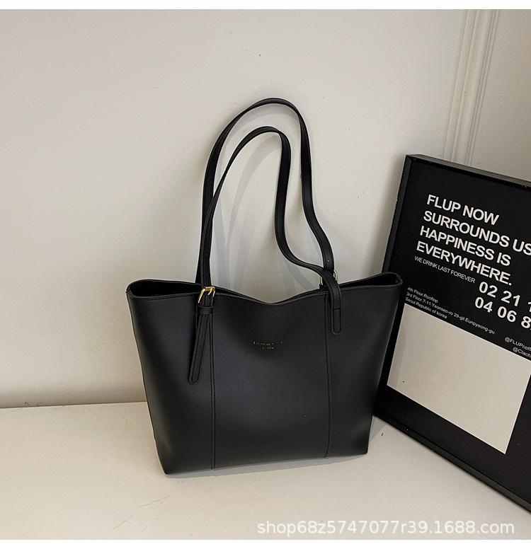 High-end commuting large-capacity bag 2025 new women's bag fashionable versatile shoulder bag summer popular tote bag