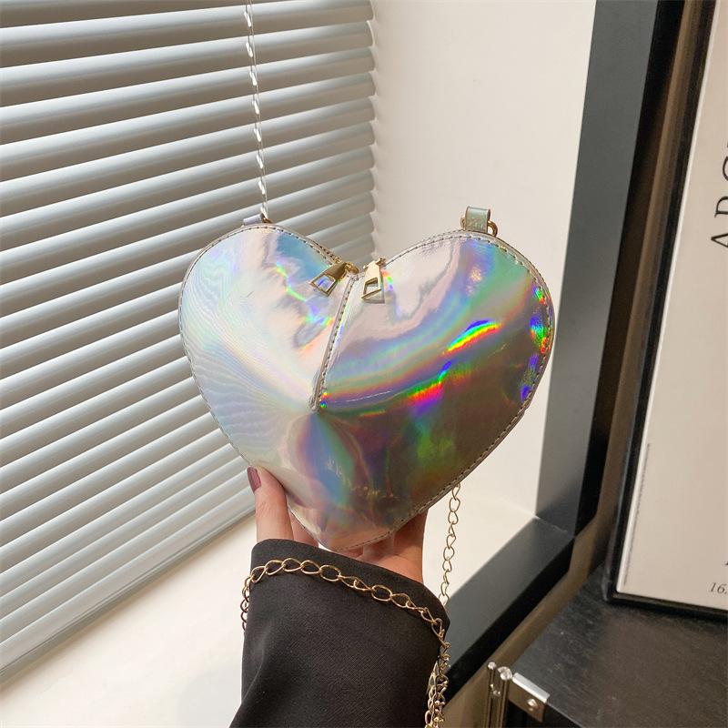 Niche Design Laser Glossy Love Shape Messenger Bag Spring and Summer Popular Chain Shoulder Bag Women