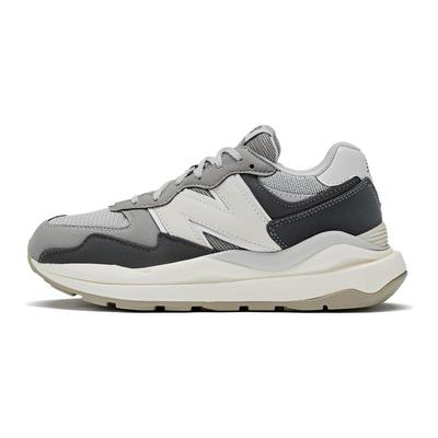 NB 5740 Amortiguación, Resistente al Desgaste Zapatillas Bajas para Niños Estilo de Vida Zapatillas Grises GC5740RT