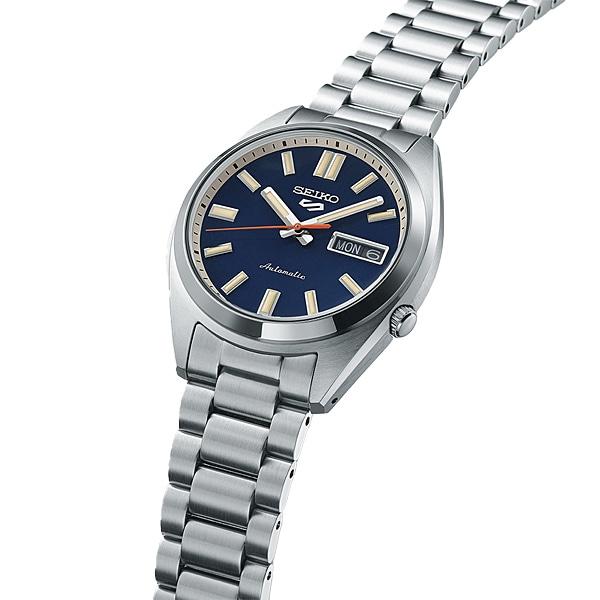 Seiko SBSA253 (Montre mécanique à bracelet en métal pour homme de la série SNXS de style sportif 5SPORTS) Montre Ronde Argent