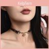 Minimalistisches Leder-Choker-Halsband mit Glöckchen-Anhänger für Damen Modisches Accessoire