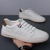 Neue Schuhe für Herren Echtleder Freizeitschuhe Mode Rändelung Flache Skateboard-Schuhe Jugend Schnür-Sneaker