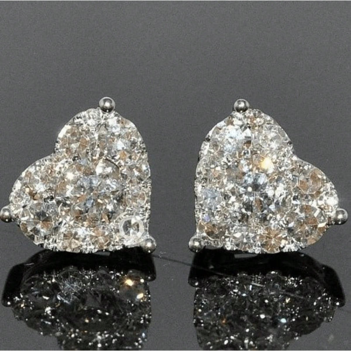 1pc Simple Yet Exquisite Heart Shape, Super Shiny Heart Shape, Elegant Synthetic Zircon Earrings