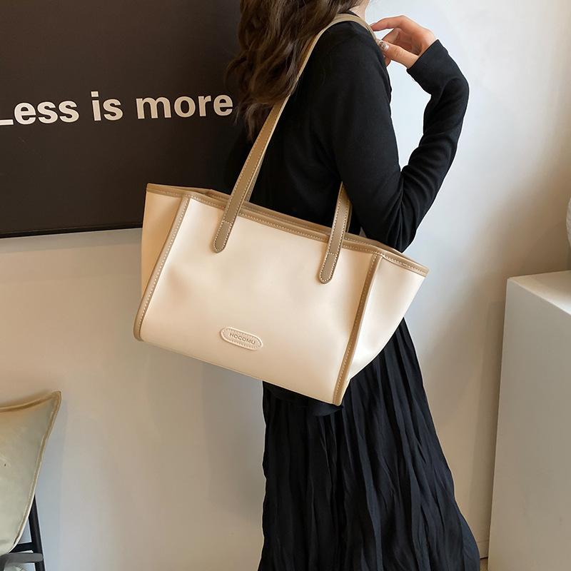 Large-capacity commuter bag women's 2025 new trendy fashion simple tote bag high-end retro shoulder bag