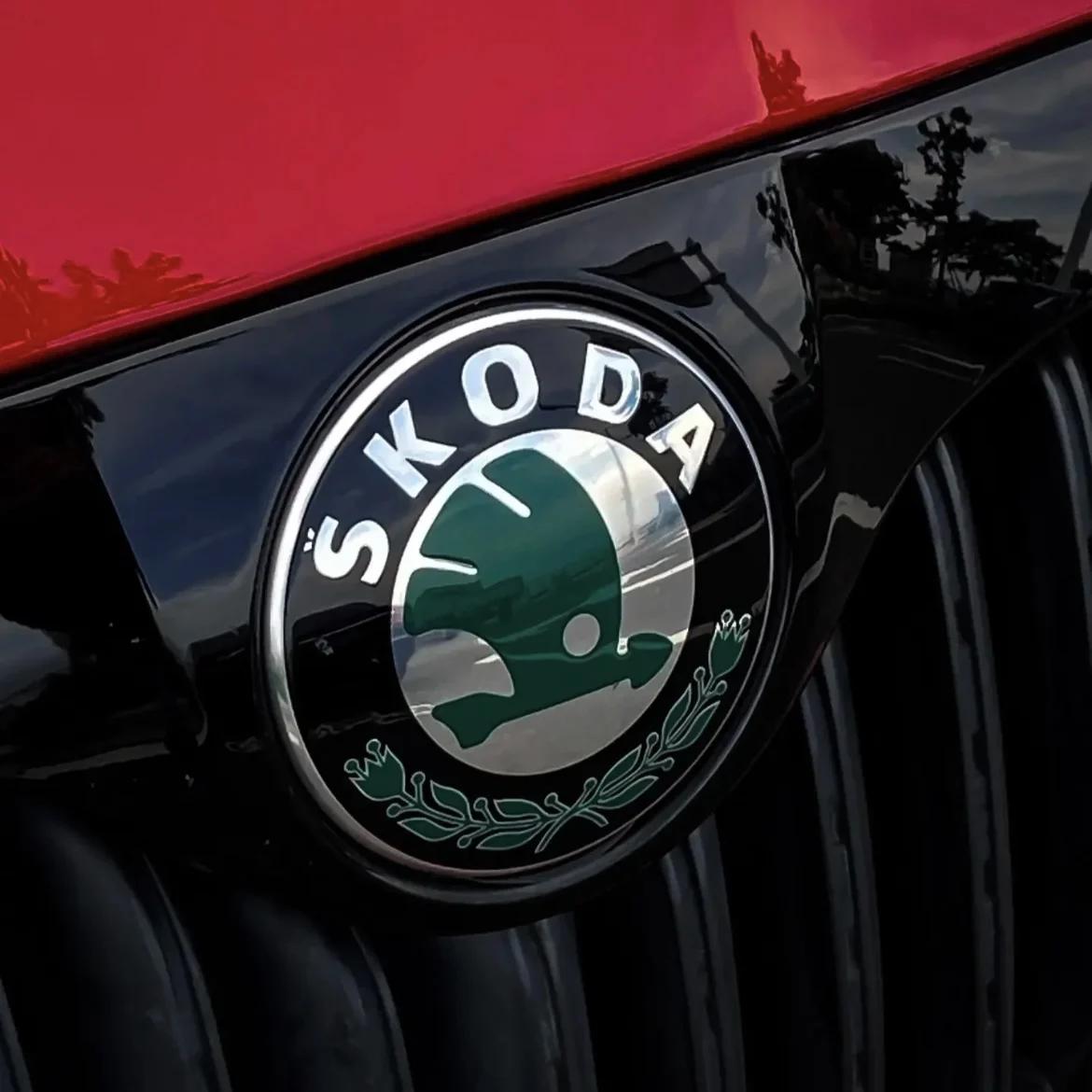 2026 Hot Car Rear Front Emblem Trunk Badge Sticker for Skoda Kodiaq Karoq 2 A7 Tour VRS Superb Octavia Yeti Fabia 1 Rapid Access