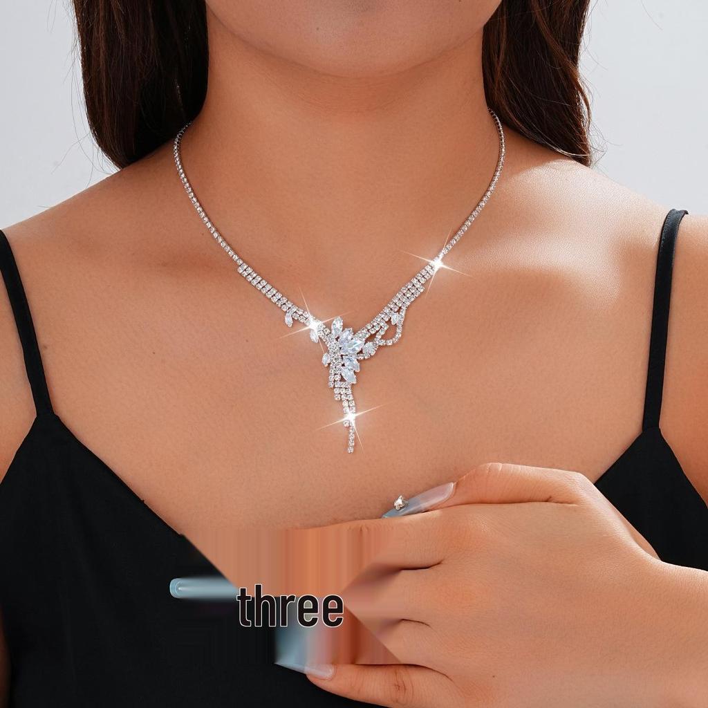European-American Rhinestone Teardrop Necklace & Earring Set: Korean-Style Bridal Temperament Collarbone Chain Jewelry for Women