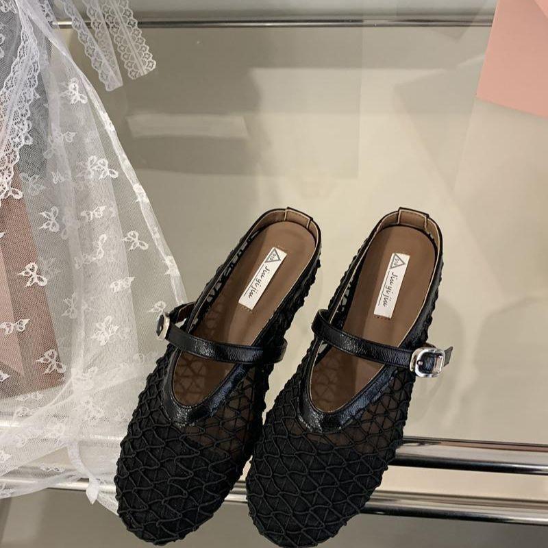 French bag head outer wear flat bottom versatile slippers women's 2025 summer new hollow fishing net fashion casual cool slippers