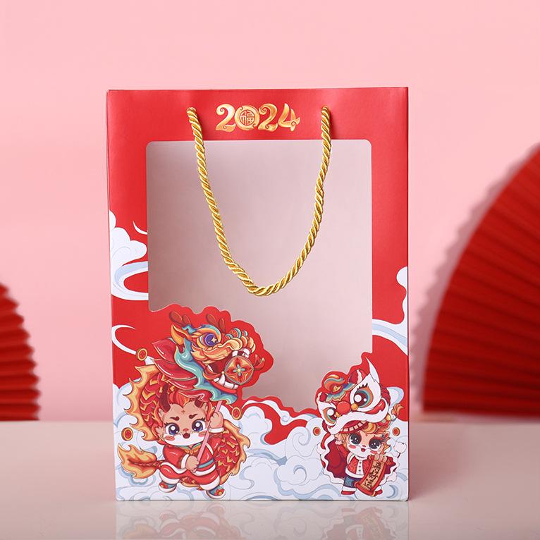 

Плюшева іграшка-маскот 2025, мультяшна лялька з червоною подарунковою коробкою та сувенірною сумкою