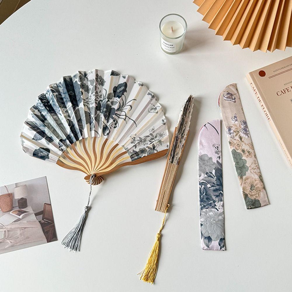 Flower Handheld Fan Chinese Style Tassel Folding Fan Performance Silk Folding Fan Home Decoration