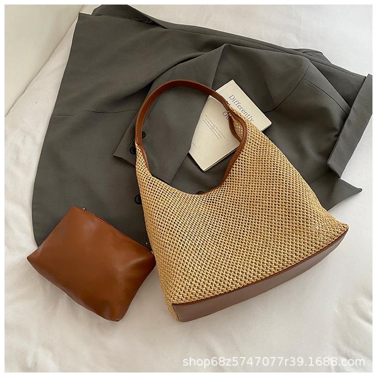 Summer large-capacity woven underarm bag women's 2025 new casual fashion straw bag seaside vacation shoulder bag