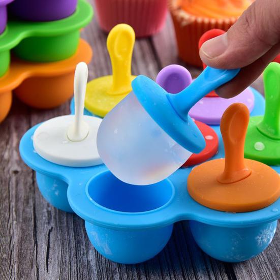Popsicle Molds for Kids Reusable Ice Pop Mold with Sticks Homemade Mini Toddler Popsicle Mold BPA-Free Food-Grade Non-Stick Tray