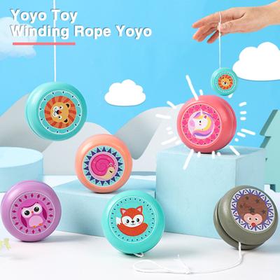 Giocattolo Yoyo per bambini con cordino Trucco colorato per cartoni animati Yoyo Palla reattiva riflettente Ritorno automatico in legno