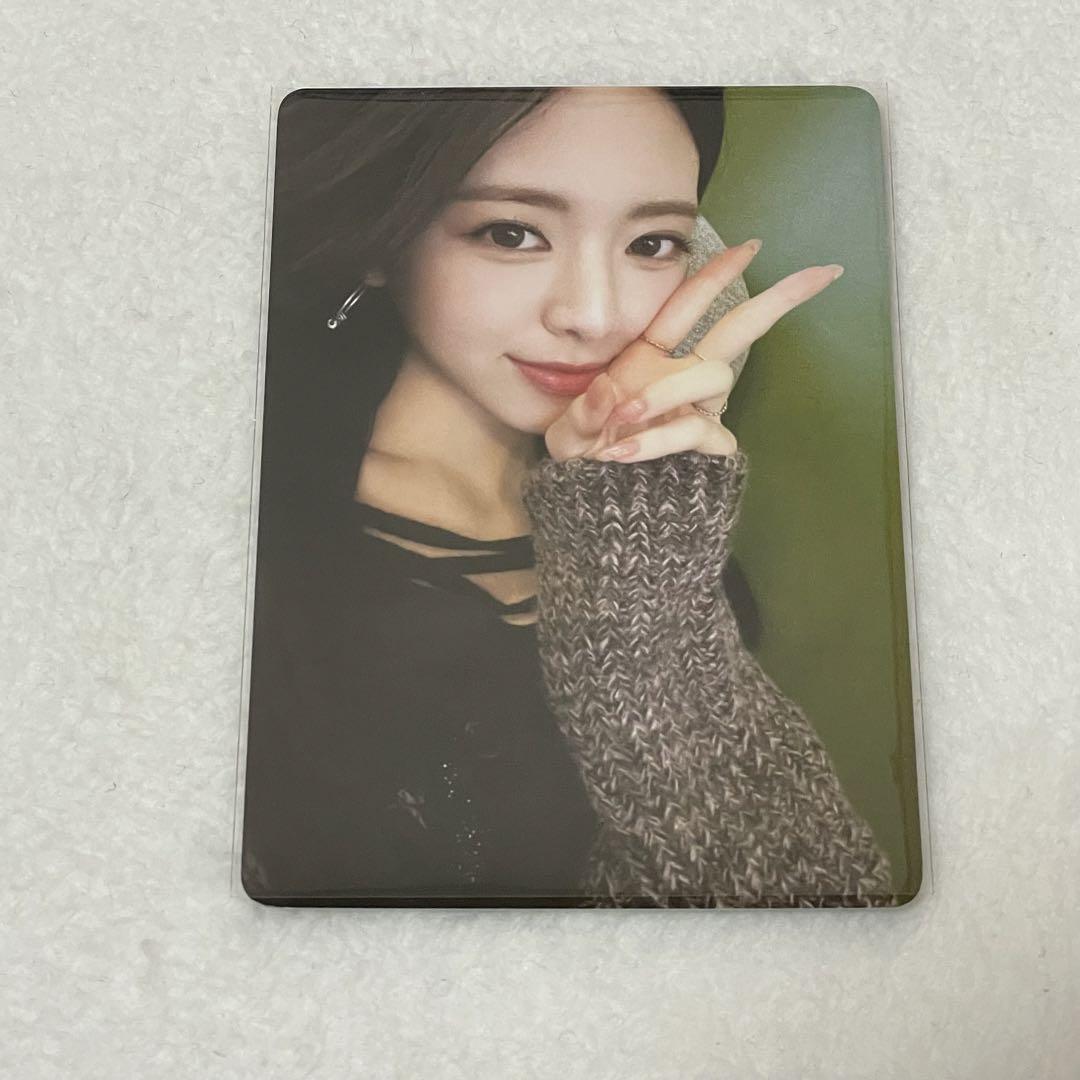 

[USED] ITZY RINGO Tower Records Cafe Trading Card