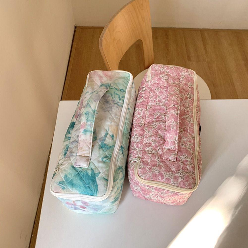Quilting Cotton Hair Dryer Storage Bag with Handle Large Capacity Carrying Case Dustproof Soft Curler Storage Bag for Travel
