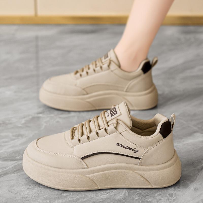 Spring Little White Shoes New Female Versatile Student Platform Sports Board Shoes Casual Shoes Female SH506
