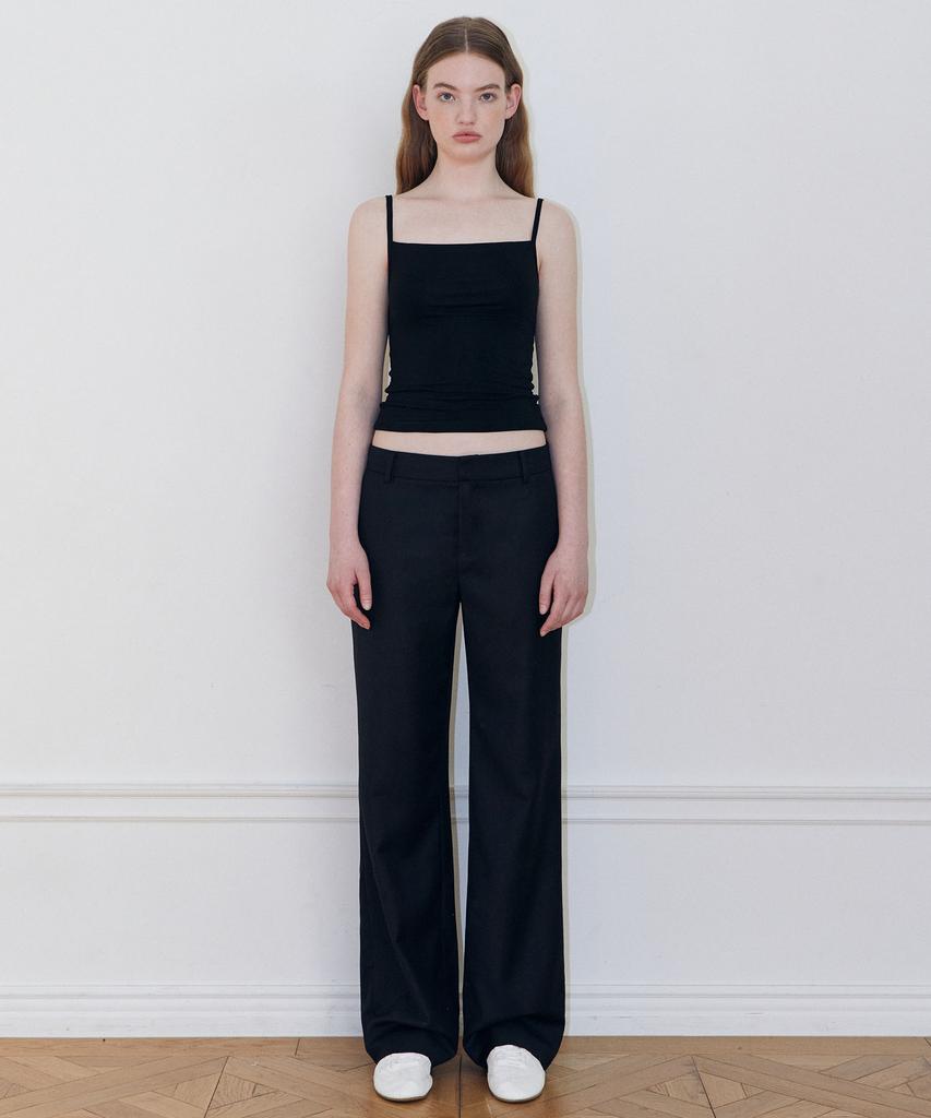 LADY VOLUME Straight Pants (Black)