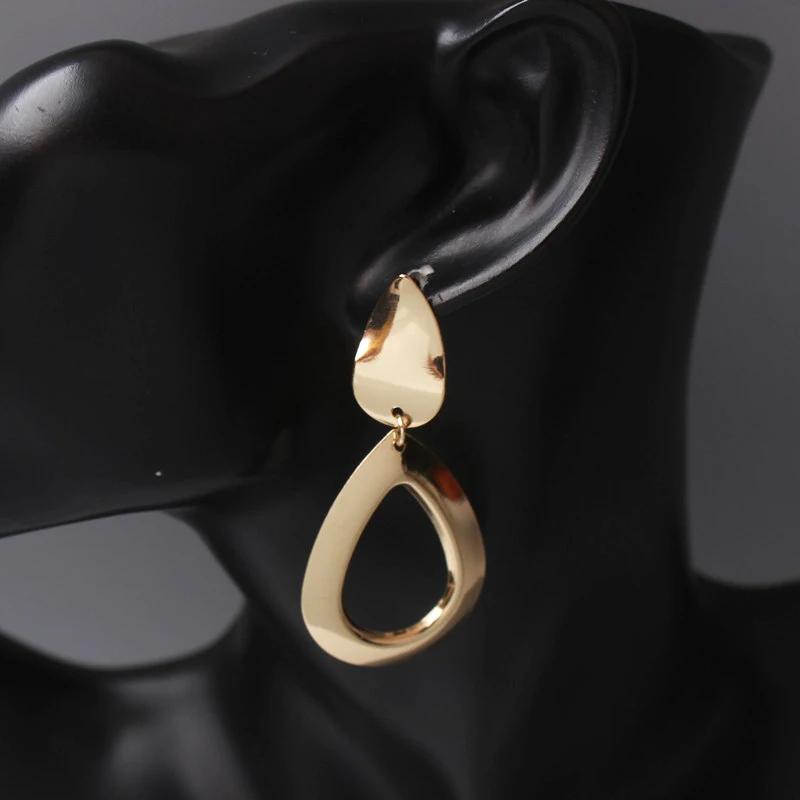 Gold Color Water Drop Women Dangle Earrings Cut out Metal Geometric Statement Drop Earrings for Ladies Casual Versatile Earrings