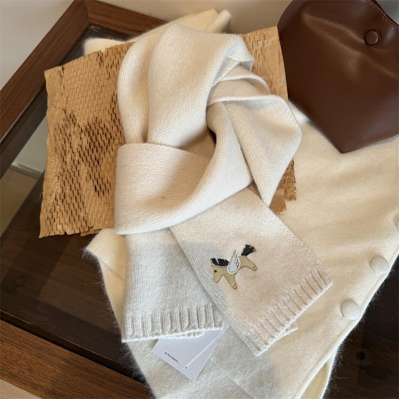 New Year's Anchor Red Woolen Scarf Women's Autumn and Winter High Quality Thick Warm Knitted Scarf Christmas Gift