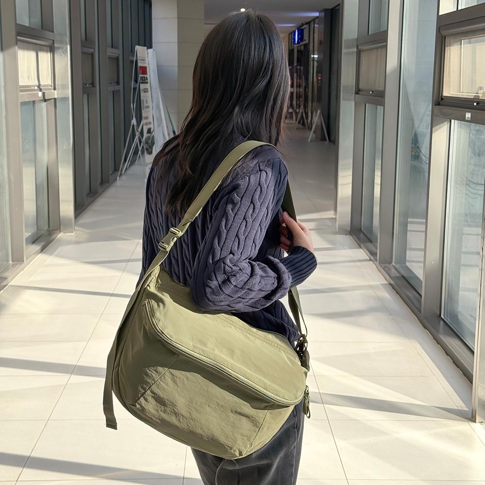 BRBAG BR_44601 Casual Big Pocket Crossbody Bag