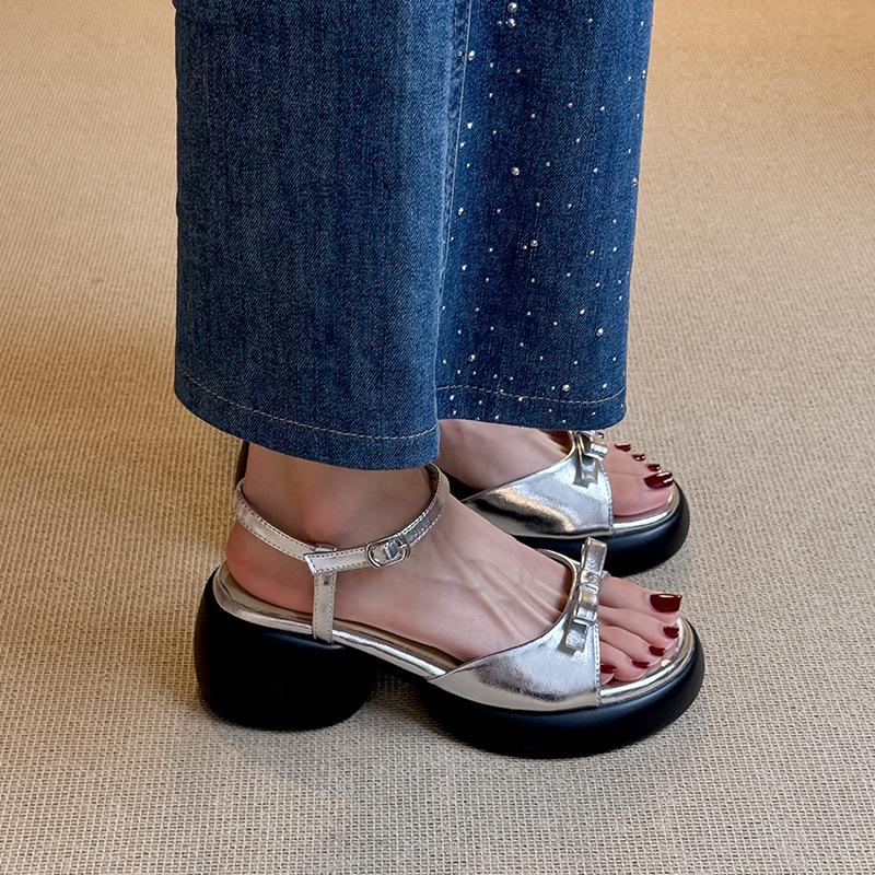 

Fairy wind bow sandals female soft leather platform heel summer 2025 new open-toed skirt muffin shoes 35