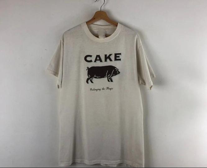 

Vintage 1998 Cake Band The Magic 1998 Tour T-shirt, size S-4XL S