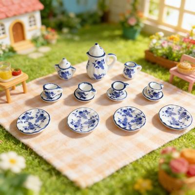 1:12 Miniatures de Service à Thé en Céramique Collection Bord Doré Théière Miniature Réaliste Tasses et Soucoupes Décor de Micro-Scène pour Projets DIY Collectionneurs Enfants