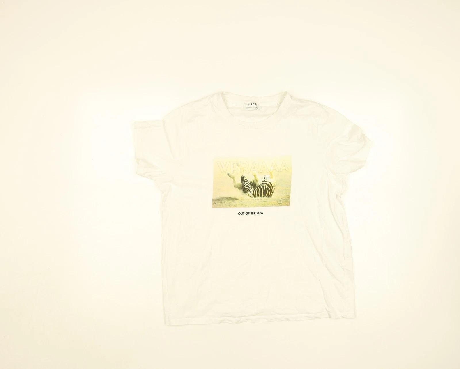 

Pieces Women s White Animal Print Graphic Cotton T-Shirt Size L 4XL