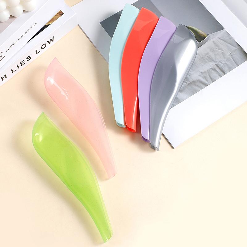 1 Pcs Portable Female Urination Device Standing Urinals For Women Outdoor Standing Pee Urinal Funnel Female Urinal Pee Funnel