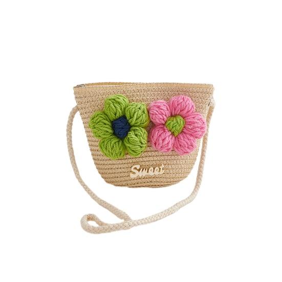 

Crossbody Bag Hand-knitted Straw Lightweight Shoulder Bag with 3D Crochet Flower Design Snack Purse for Baby Girls