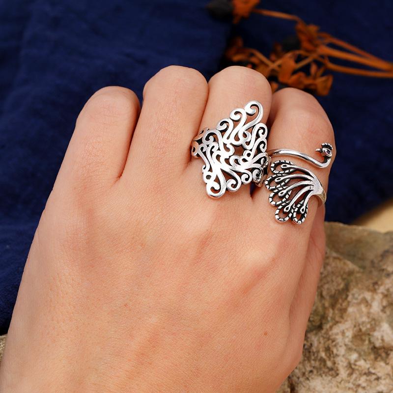 1Pcs Chinese retro style diamond-shaped hollow ring, peacock cloud motif, simple opening ring