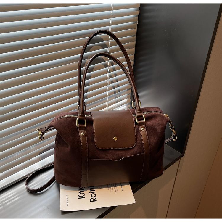 Frosted Retro Bag Women's Large Capacity Autumn and Winter Messenger Bag Single Shoulder Underarm Commuter Tote Bag