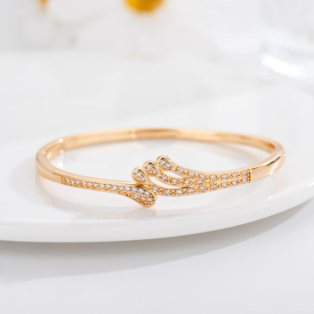 Angel Wings Light Luxury Style Fashion Versatile High-end Bracelet