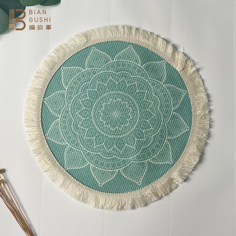 

Bohemian cotton thread placemat, Nordic fabric woven round mat, home kitchen thermal insulation and anti-scalding mat, fringed table coaster 16cm with tassel