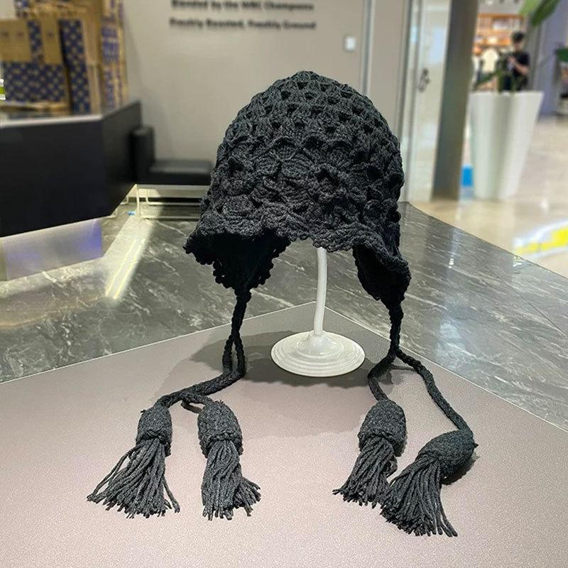 Autumn and Winter Crochet Hat Women's Double-layer Knitted Hat Fringed Pullover Hat Travel Versatile Wool Hat