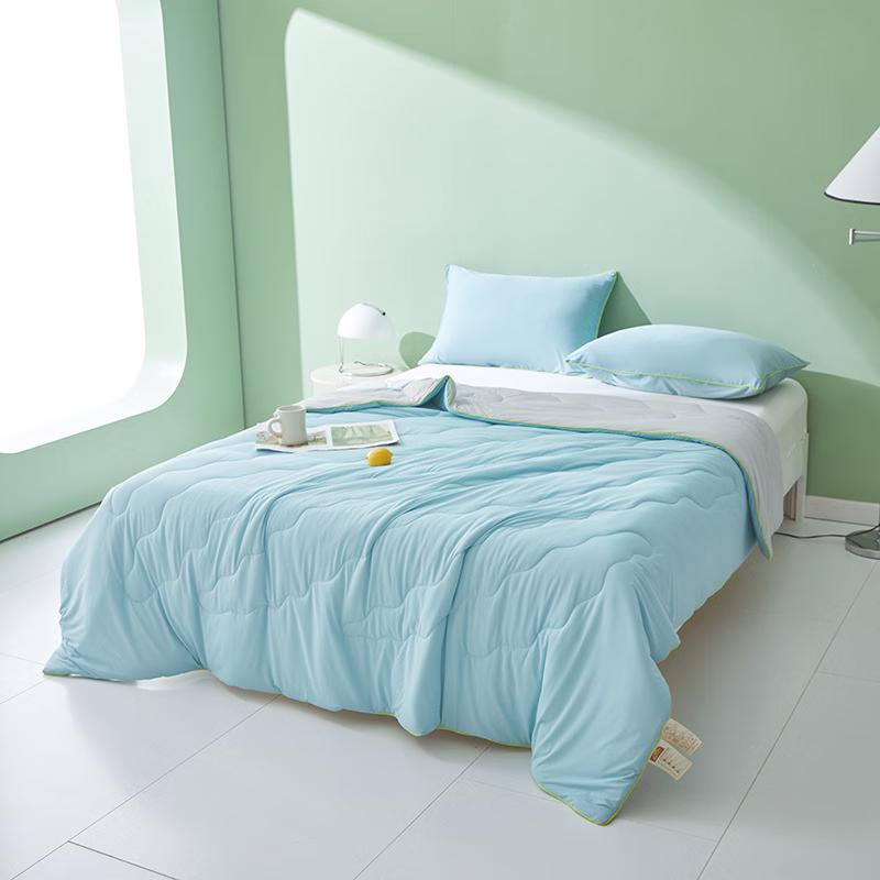 

Jieliya Class A Mother-Baby Cooling Silk Antibacterial Summer Quilt 150cm x 200cm