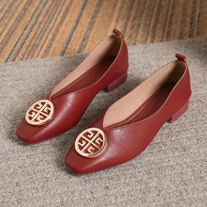 Women's square toe low heels solid color retro Casual flat shoes sizes 34-43 Hot sales women's MARY JANES high heels shoes