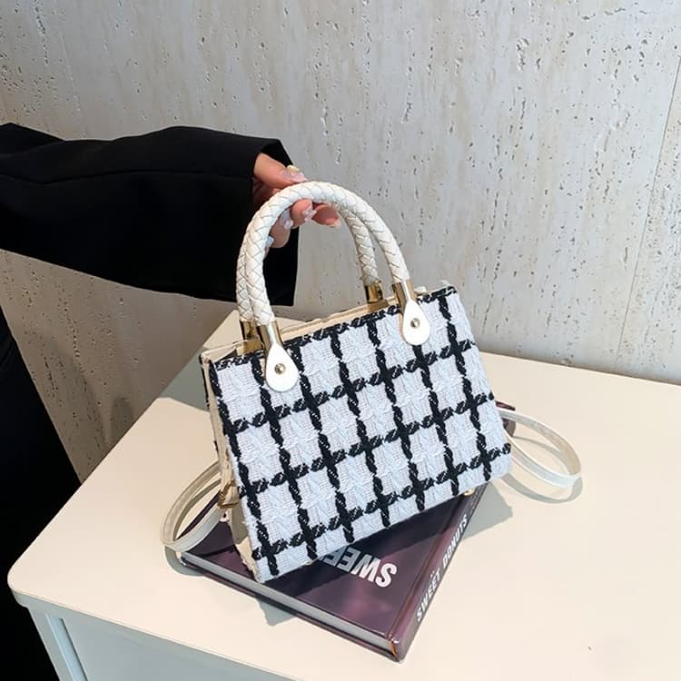 Retro Women's Handbag Shoulder Carrier Bag