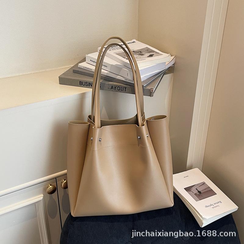 Solid Color Soft Leather Large-capacity Tote Bag Women's 2025 New Large-capacity Shoulder Bag Fashionable Versatile Commuter Handbag