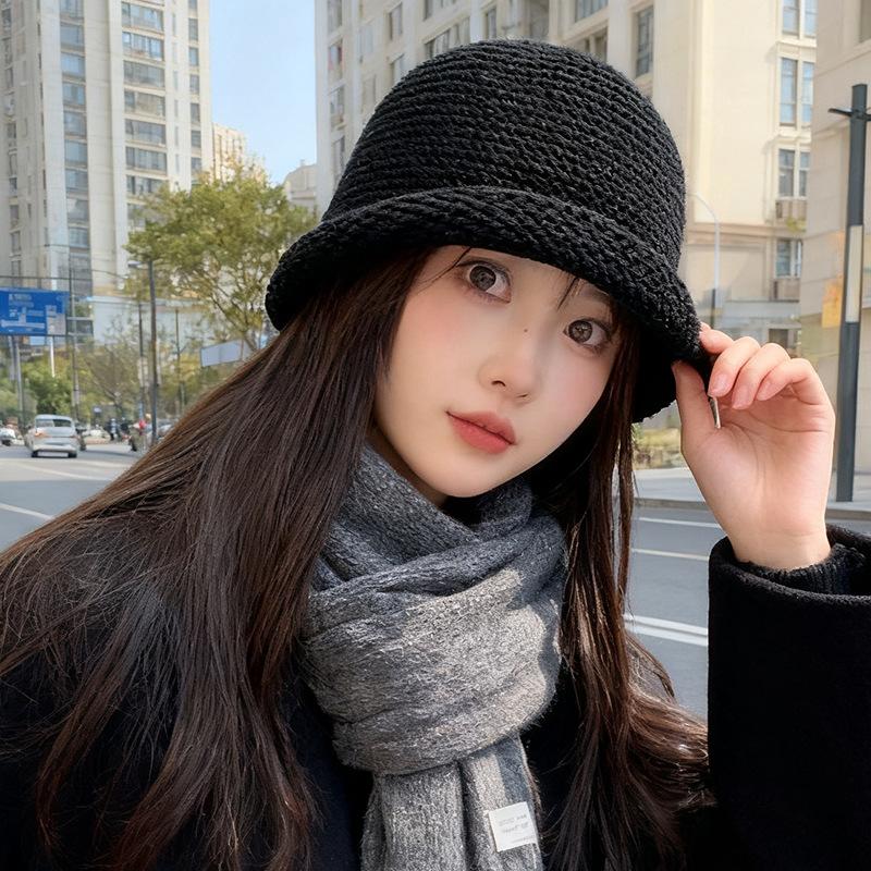 Autumn and Winter Thickened Woolen Fisherman's Hat for Women Curled Basin Hat Solid Color  Versatile Warm  Face Showing  Small Knitted Hat for Men