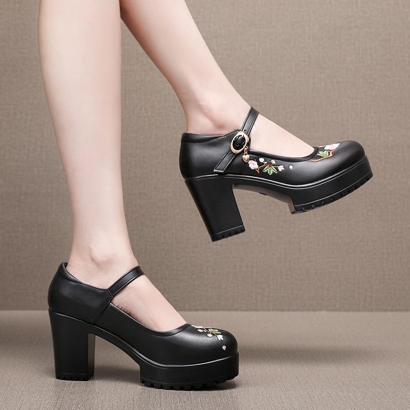

6 см 8 см 10 см Маленький размер 32-43 Небольшие цветочные мягкие кожаные туфли на платформе с пружинным блоком на высоком каблуке Туфли для офиса для мам 43