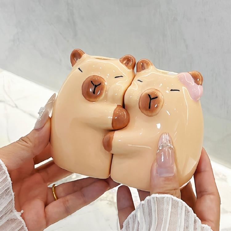Pair Of Hugging Capybaras Toothbrush Holders Ceramic Waterproof Bathroom Decoration For Couple With Stable Base