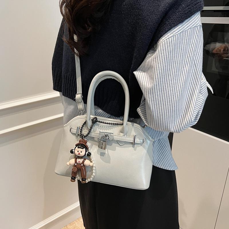 Tote bag women's large capacity 2025 new spring and summer casual messenger bag versatile fashion high sense portable commuter bag