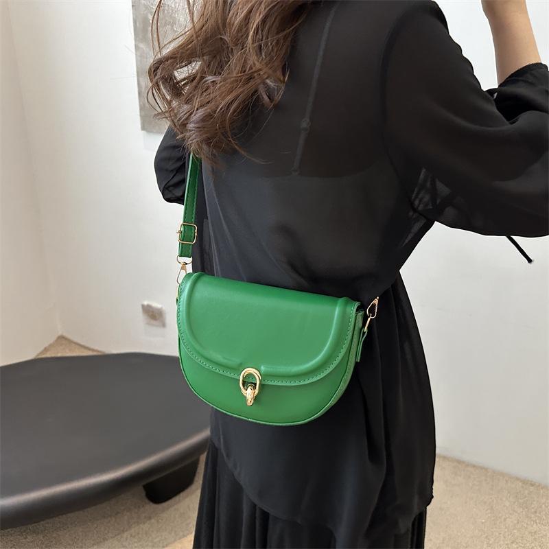 French Niche Small Bag for Women Spring and Summer Casual Saddle Bag New Trendy Fashion and Beautiful One-shoulder Crossbody Bag
