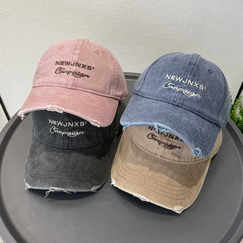 Vintage Korean Style Cotton Baseball Cap With Embroidered Logo And Adjustable Fit For Casual Wear