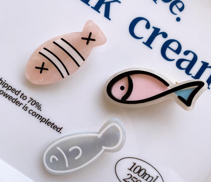 

Милая мультяшная заколка для волос в виде рыбки - Новая заколка-уточка для челки для женщин 2023