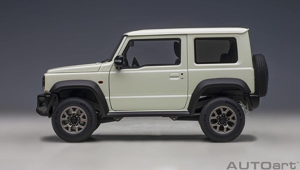 AUTOart 1/18 Scale Suzuki Jimny Sierra (JB74) White Pearl Finished Model 78511
