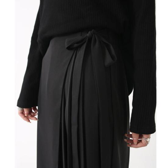 Pantaloni da donna stile scuro nero tinta unita plissettati finti due pezzi irregolari high street larghi gamba larga casual individuali lunghezza a metà polpaccio pantaloni culottes